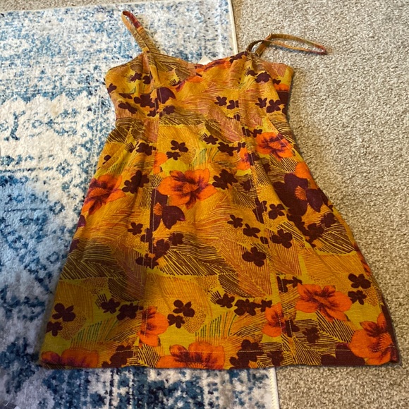 SOLD-UO summer dress - Picture 2 of 4
